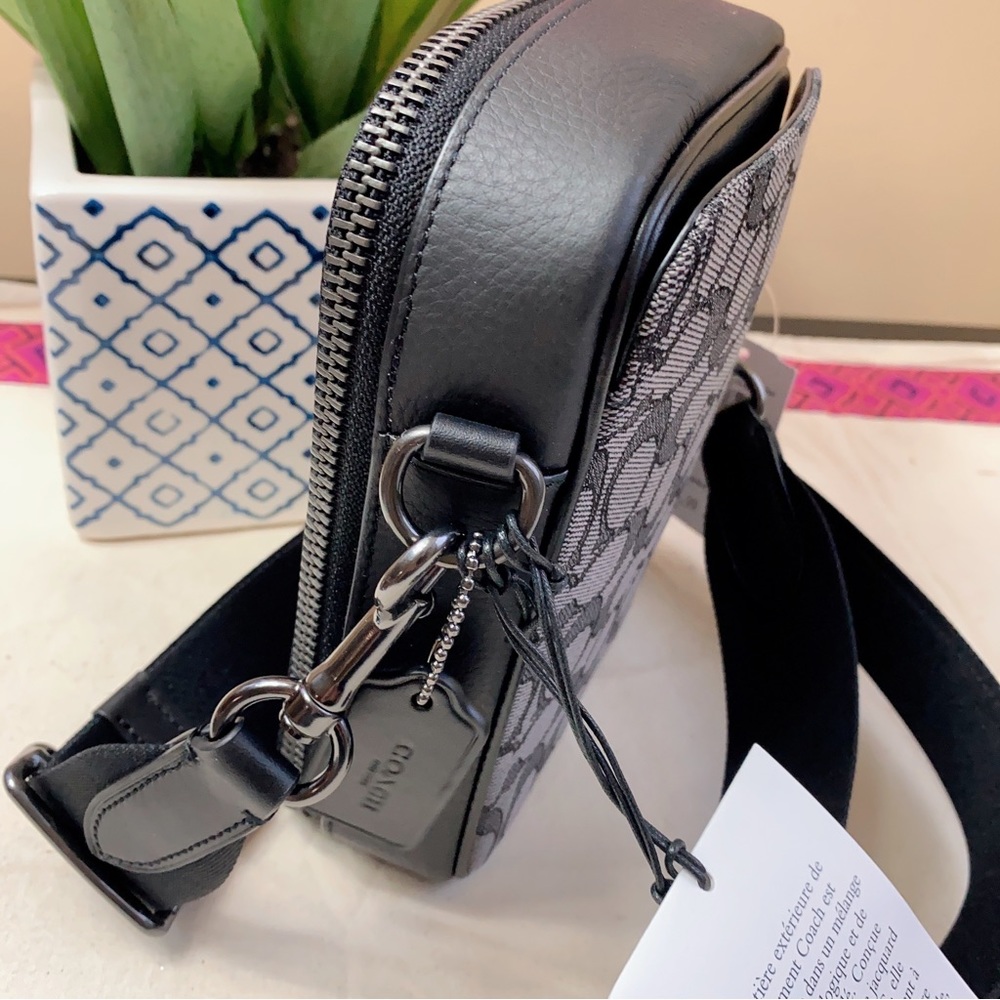 Coach Stanton Crossbody In Signature Jacquard With Ski Patches - Picture 9 of 11